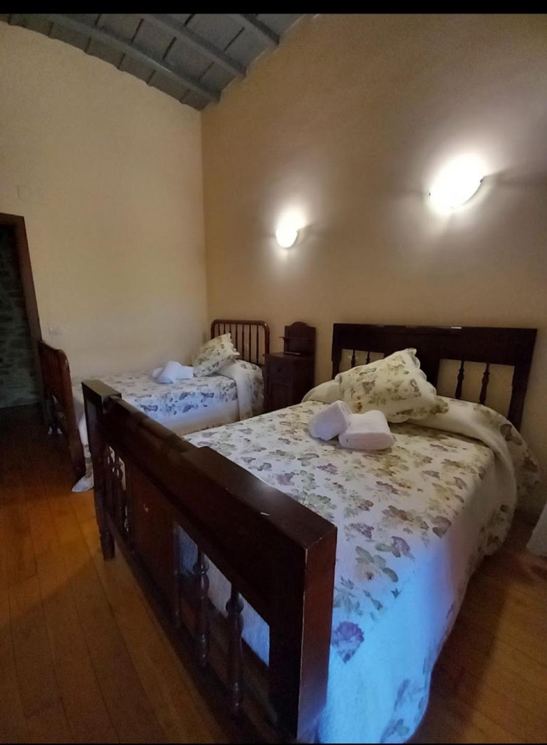 Hotel Pazo De San Lorenzo Puebla de Trives Esterno foto